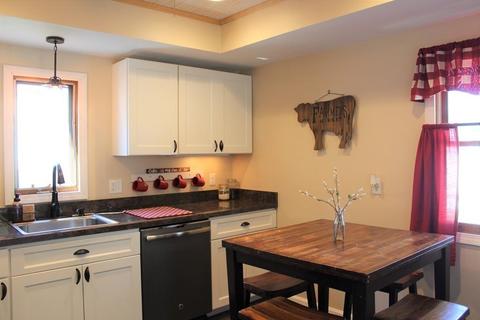 2 Mattos Ave, Wareham, MA 02571 photo 7