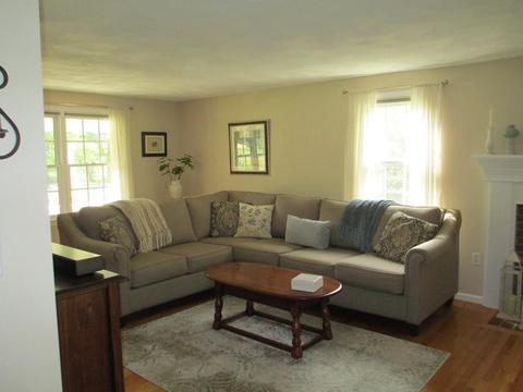 7 Lapham Ct, Mendon, MA 01756 photo 6