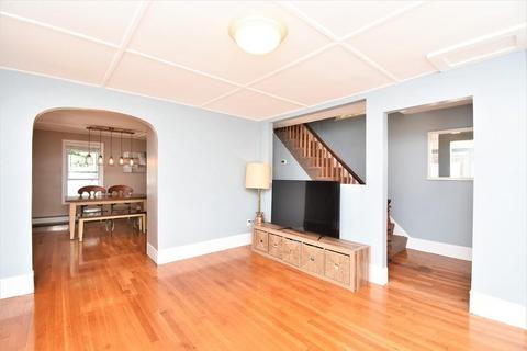 156 Nichols St, Everett, MA 02149 photo 2