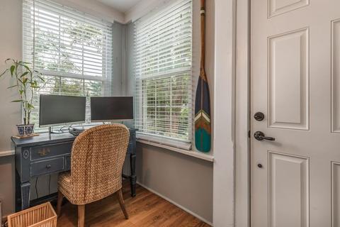 17 Lattimer St, Marblehead, MA 01945 photo 13