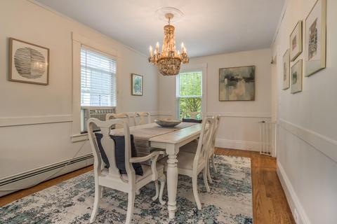 17 Lattimer St, Marblehead, MA 01945 photo 9