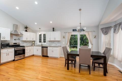1540 Bay St, Springfield, MA 01109 photo 9