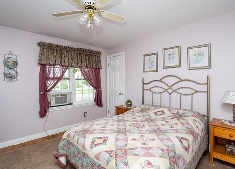34 Dana St, Springfield, MA 01104 photo 22