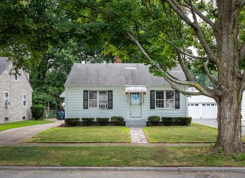34 Dana St, Springfield, MA 01104 photo 1
