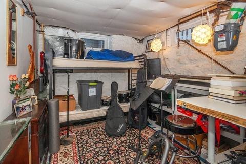 54 Danforth St, Jamaica Plain, MA 02130 photo 16