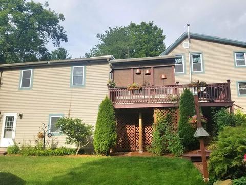 64 Temple St, Spencer, MA 01562 photo 6