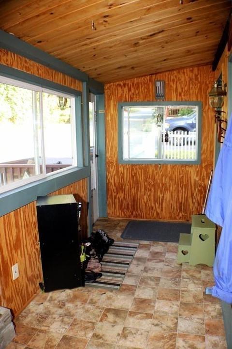 64 Temple St, Spencer, MA 01562 photo 9