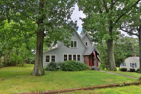 48 Winthrop Ave, Reading, MA 01867 photo 1