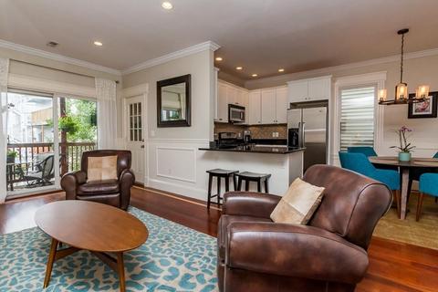 472 E 3rd St #2, Boston, MA 02127 photo 9