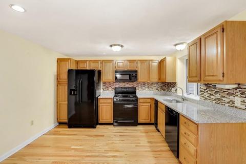 17 Deer Path #2, Maynard, MA 01754 photo 12