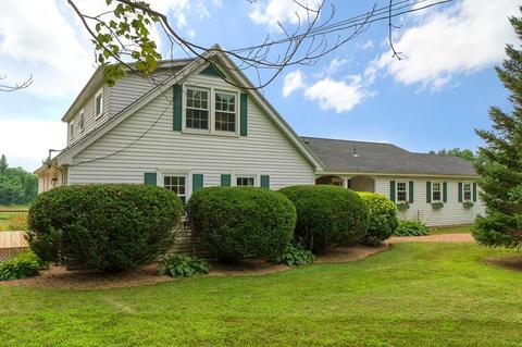 172 Main St, Townsend, MA 01469 photo 2