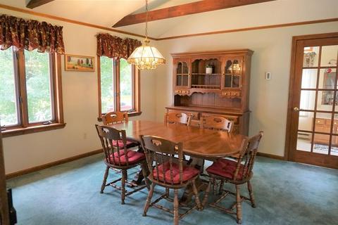 8 William St, Sutton, MA 01590 photo 11
