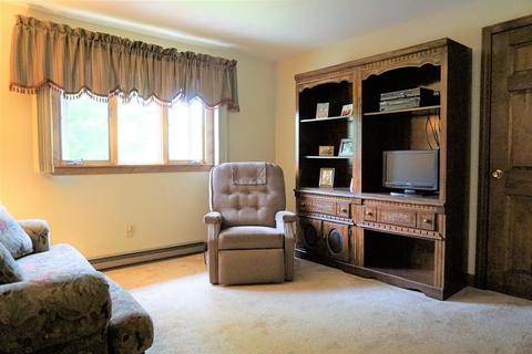 8 William St, Sutton, MA 01590 photo 18
