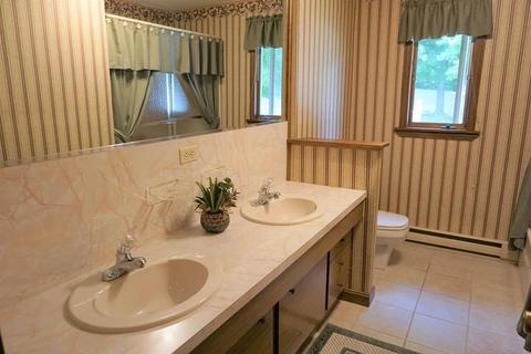 8 William St, Sutton, MA 01590 photo 20