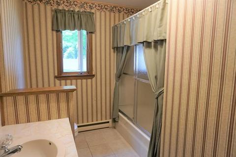 8 William St, Sutton, MA 01590 photo 21
