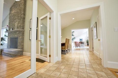 92 Main St, Dover, MA 02030 photo 16
