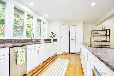 92 Main St, Dover, MA 02030 photo 11