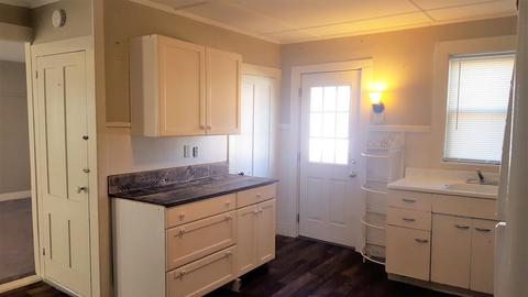 161 E Main St, Orange, MA 01364 photo 3