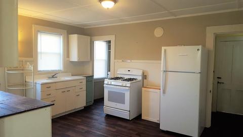 161 E Main St, Orange, MA 01364 photo 4