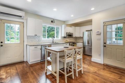 9 School St, Upton, MA 01568 photo 13
