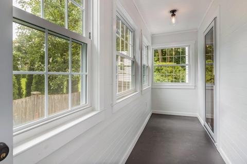 9 School St, Upton, MA 01568 photo 3