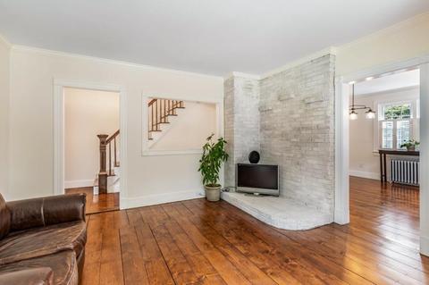 9 School St, Upton, MA 01568 photo 6