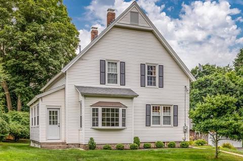 9 School St, Upton, MA 01568 photo 2