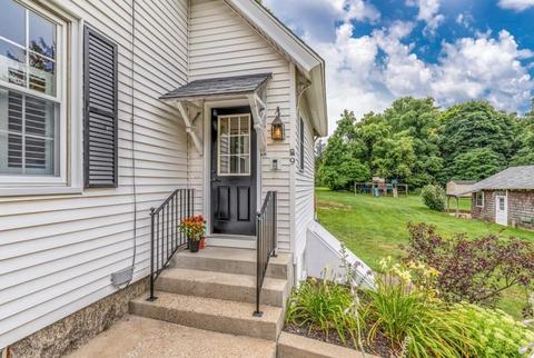 9 School St, Upton, MA 01568 photo 8