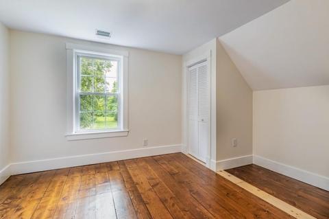 9 School St, Upton, MA 01568 photo 23