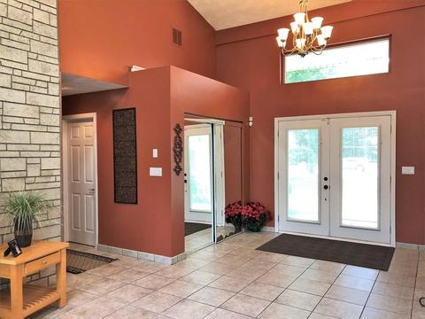 29 Pine Tree Ln, Raynham, MA 02767 photo 5
