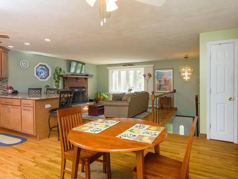 6 Hall Rd, Webster, MA 01570 photo 8