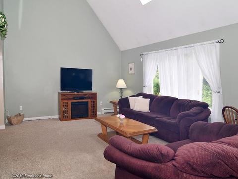 4 Cherry Tree Ln, Plainville, MA 02762 photo 4