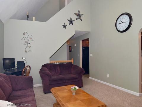 4 Cherry Tree Ln, Plainville, MA 02762 photo 5
