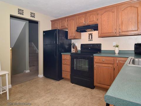 4 Cherry Tree Ln, Plainville, MA 02762 photo 9