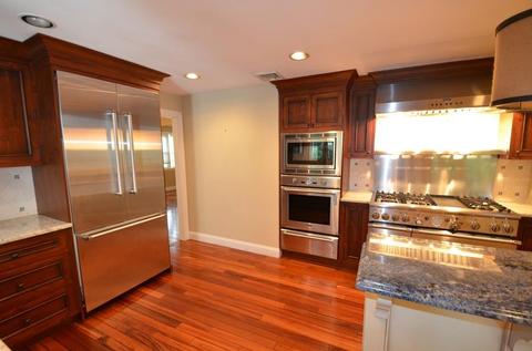 26 Mohawk Rd, Canton, MA 02021 photo 3