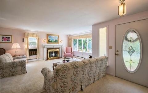 124 Jackman St, Georgetown, MA 01833 photo 6
