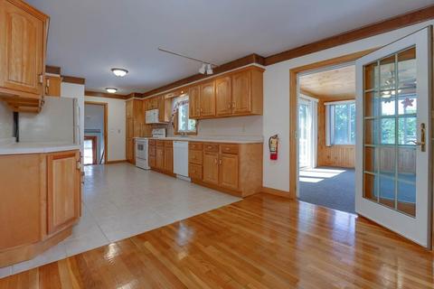 38 Jonathan St, Gardner, MA 01440 photo 10