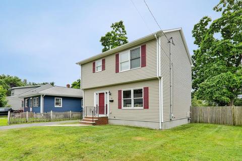 16 Holmes Rd, Dedham, MA 02026 photo 2