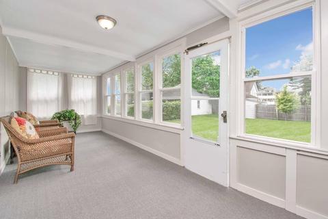 37 Walter St, Chicopee, MA 01013 photo 3