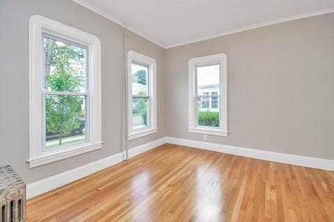 37 Walter St, Chicopee, MA 01013 photo 14