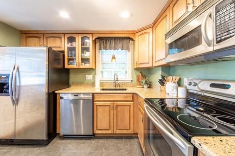 51 Intervale Ter, Reading, MA 01867 photo 4