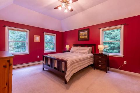 54 Searle St, Georgetown, MA 01833 photo 14