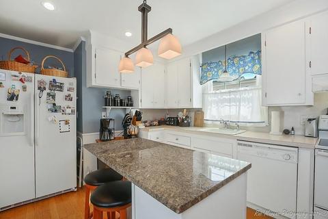 47 Warner St, Gloucester, MA 01930 photo 6