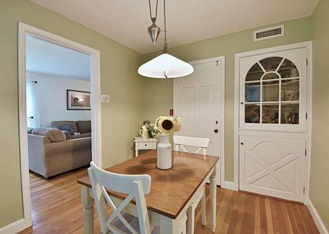39 Saxon, Worcester, MA 01602 photo 3
