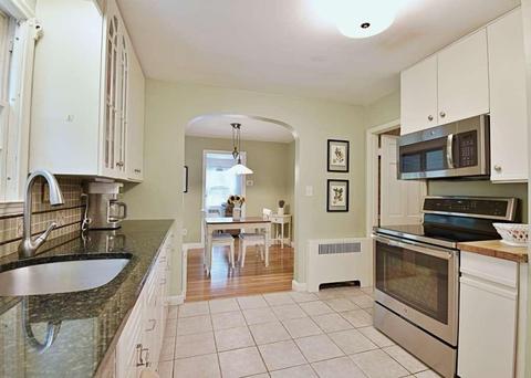 39 Saxon, Worcester, MA 01602 photo 16