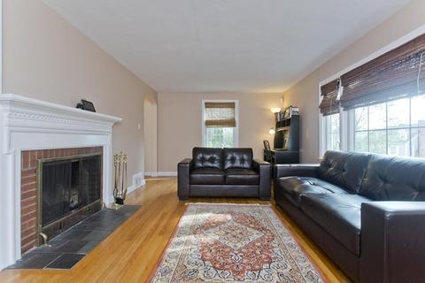 54 Wayside St, Springfield, MA 01118 photo 15