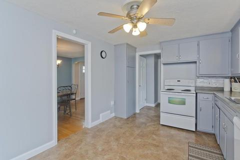 54 Wayside St, Springfield, MA 01118 photo 10