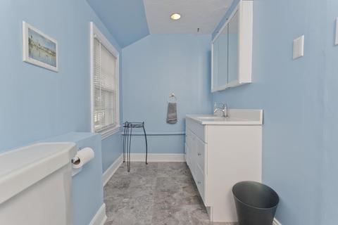 54 Wayside St, Springfield, MA 01118 photo 21