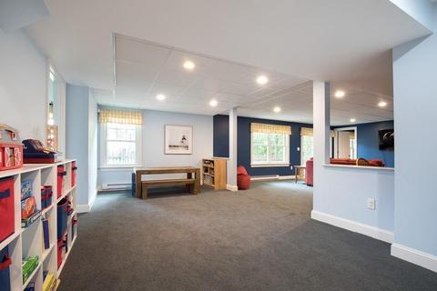 111 Crest Rd, Wellesley, MA 02482 photo 20