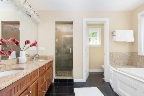 111 Crest Rd, Wellesley, MA 02482 photo 19
